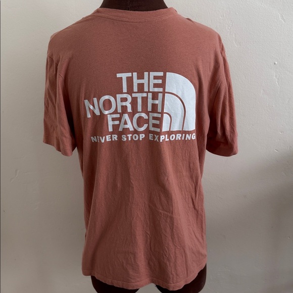 Women’s The North Face T-Shirt - Picture 4 of 6